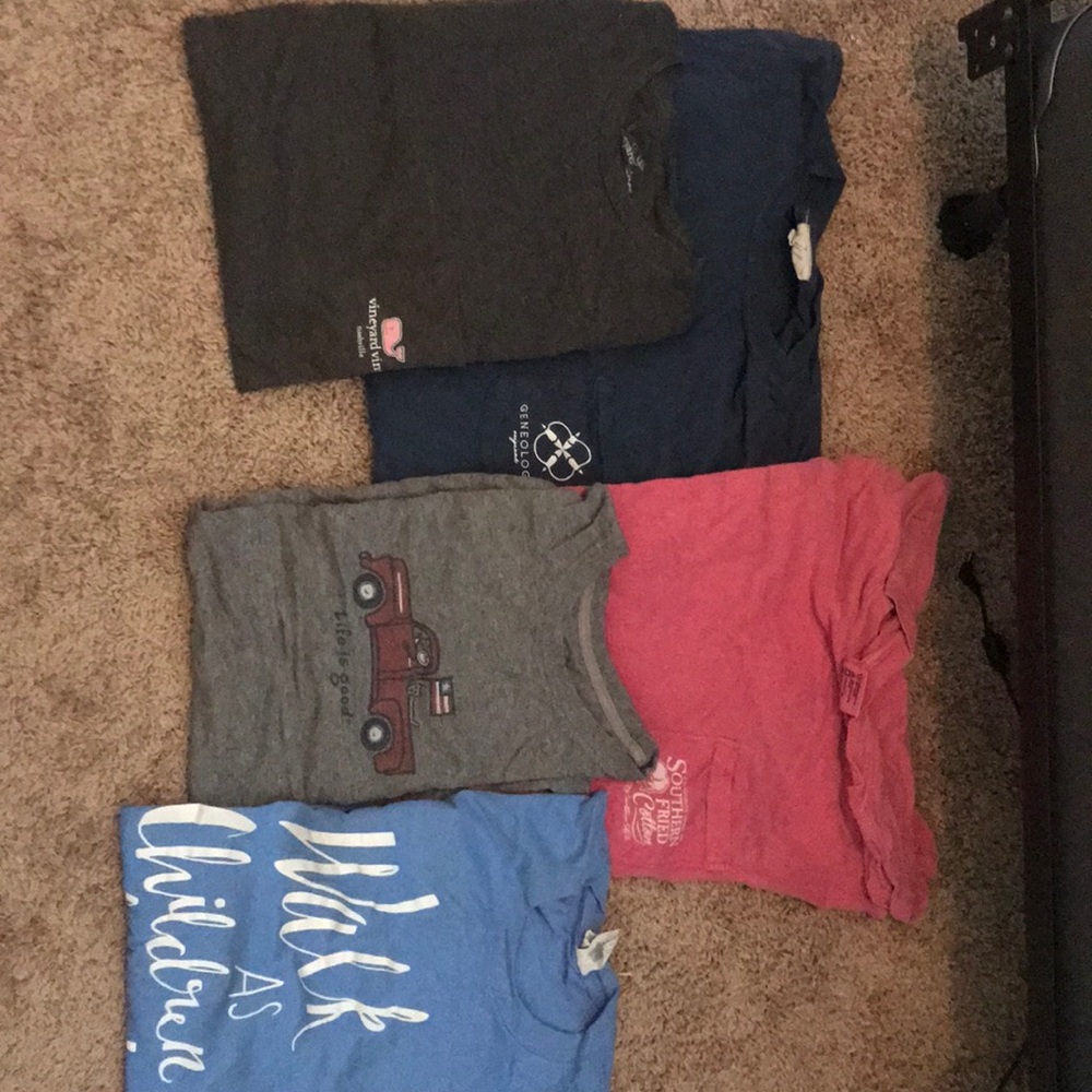 T-shirt bundle long and short sleeves.